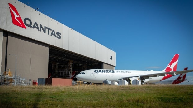 You are currently viewing ASX -Qantas share price prediction 2025 – 2030 – 2035
